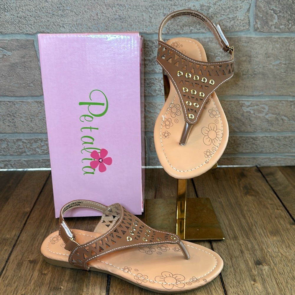 Petalia Girls Tan Thong T-Strap Studded Slingback Ankle Strap Sandal/Sz 2 Youth